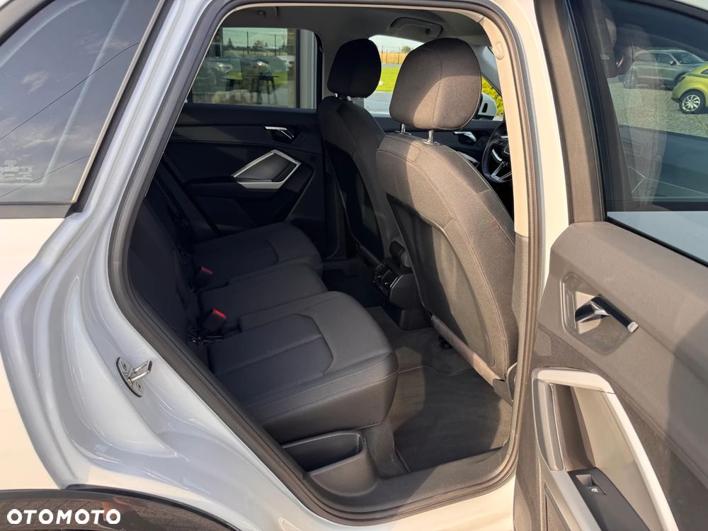 Audi Q3 - 19