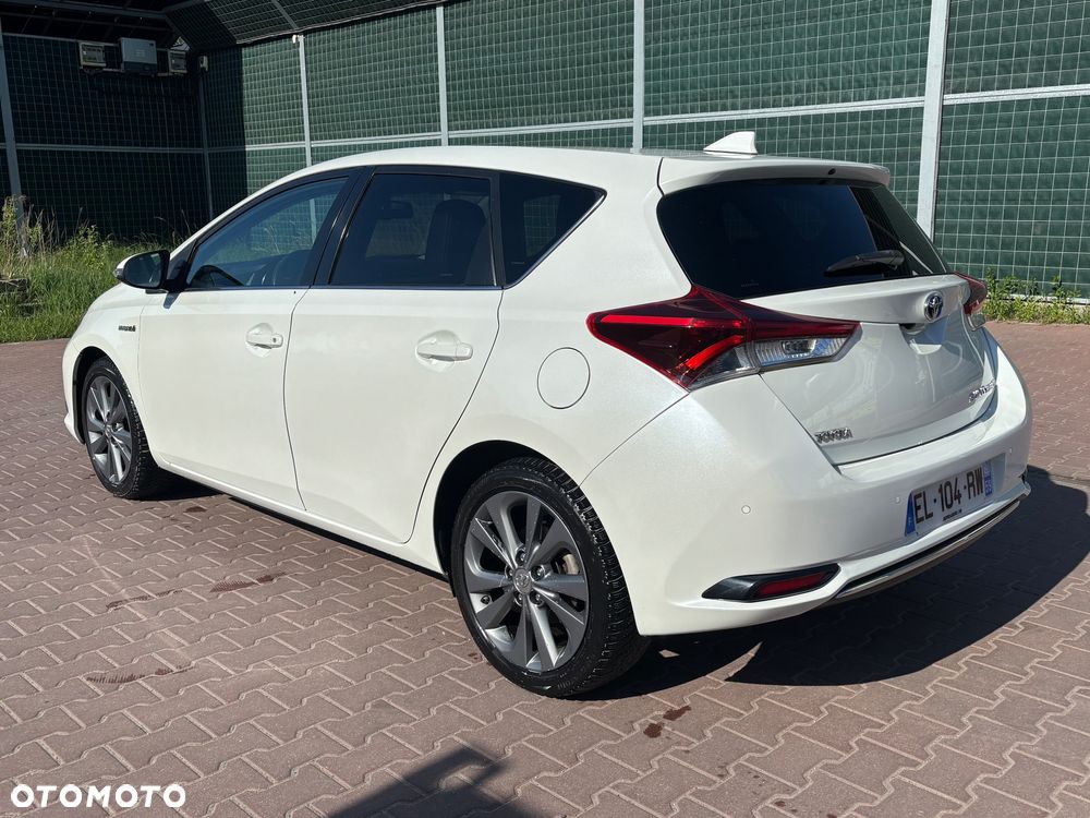 Toyota Auris 1.8 Executive - 7