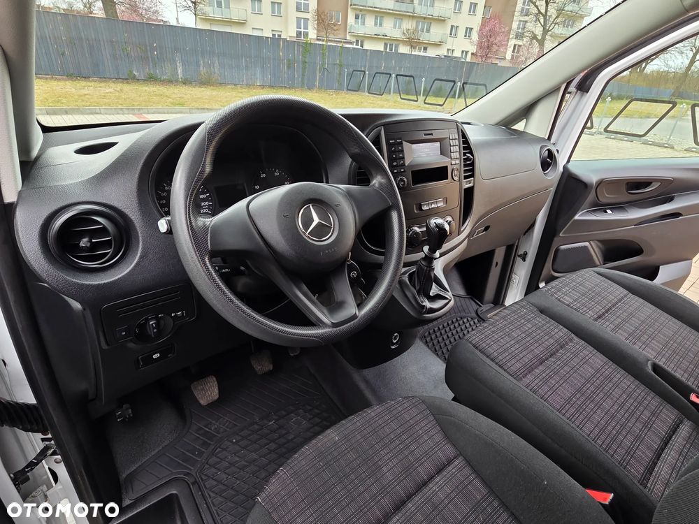 Mercedes-Benz Vito - 25