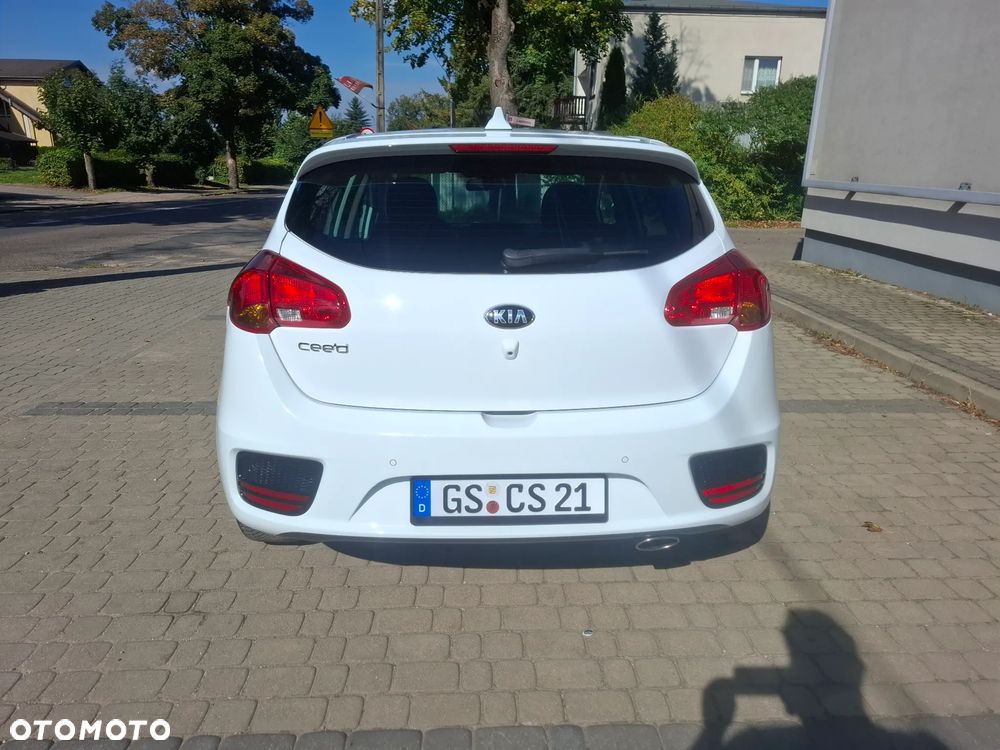 Kia Ceed 1.4 L Business Line Plus - 5