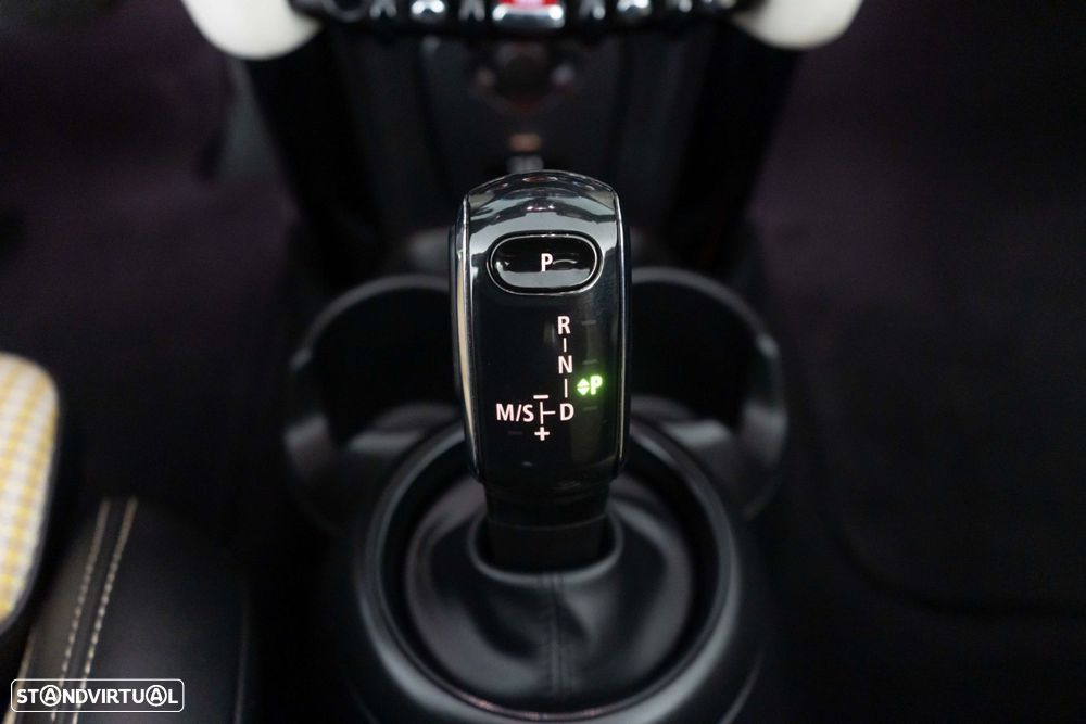 MINI Cabrio Cooper Auto - 24