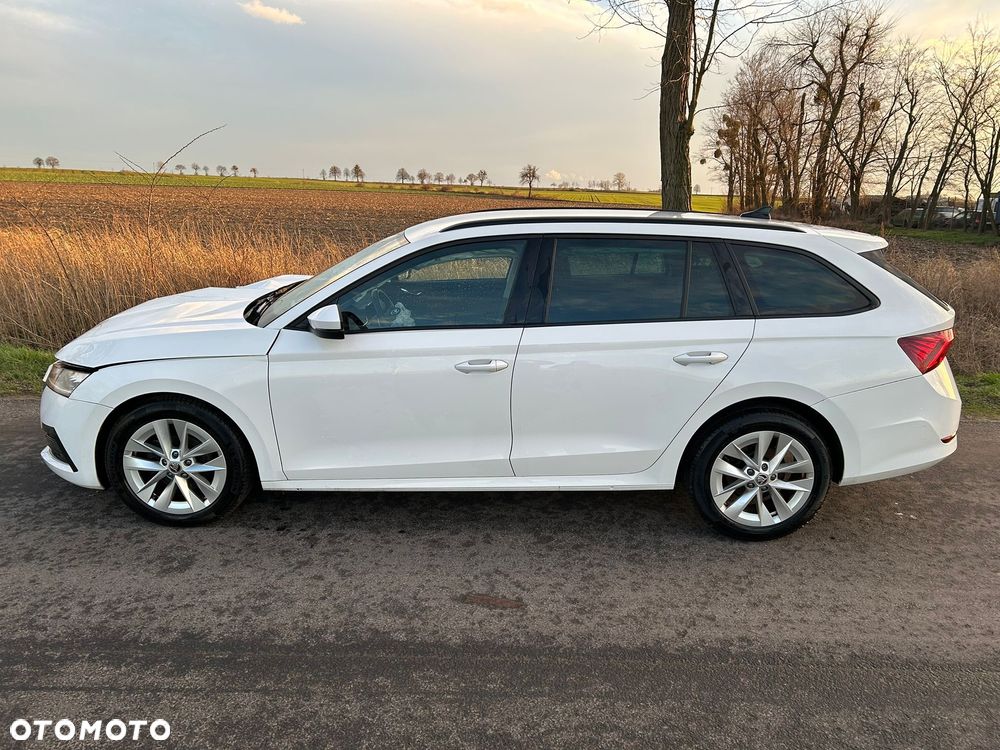 Skoda Octavia Combi 1.0 TSI e-TEC DSG Clever - 2