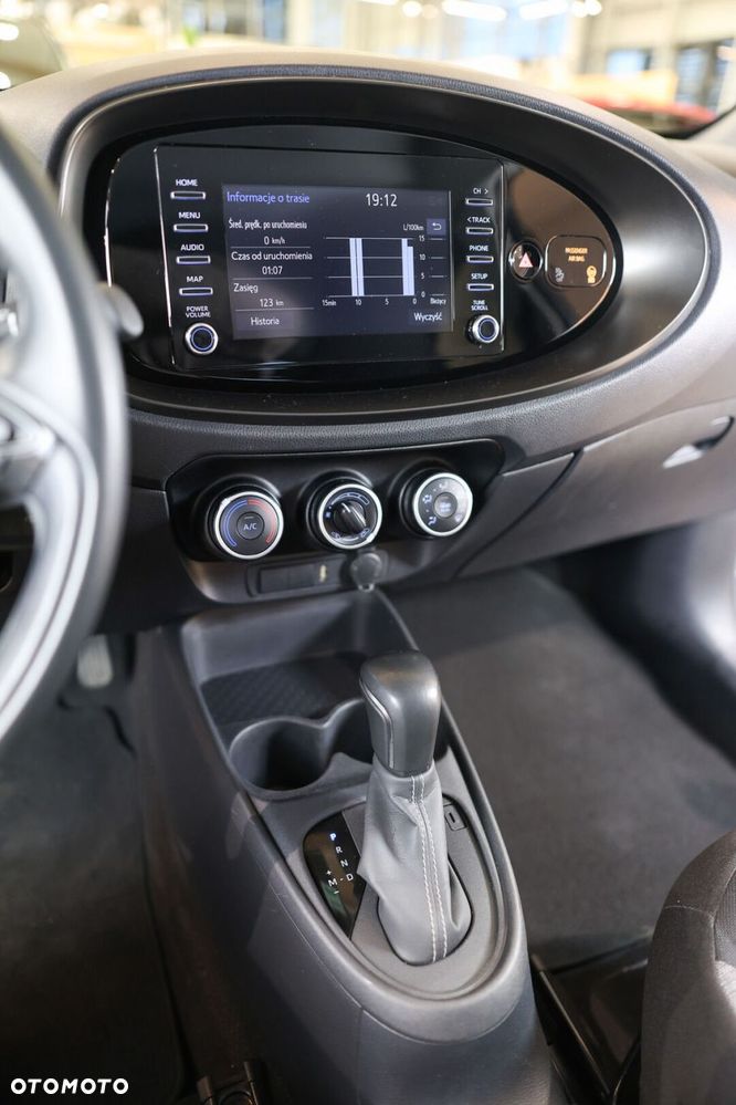 Toyota Aygo X - 16