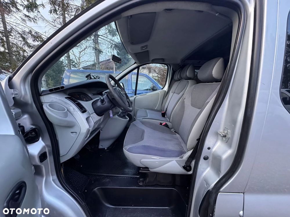 Opel VIVARO LONG KLIMATYZACJA - 15