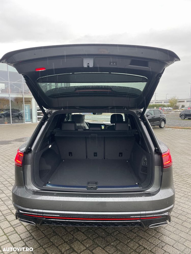 Volkswagen Touareg V6 TDI 4MOTION R-Line - 8