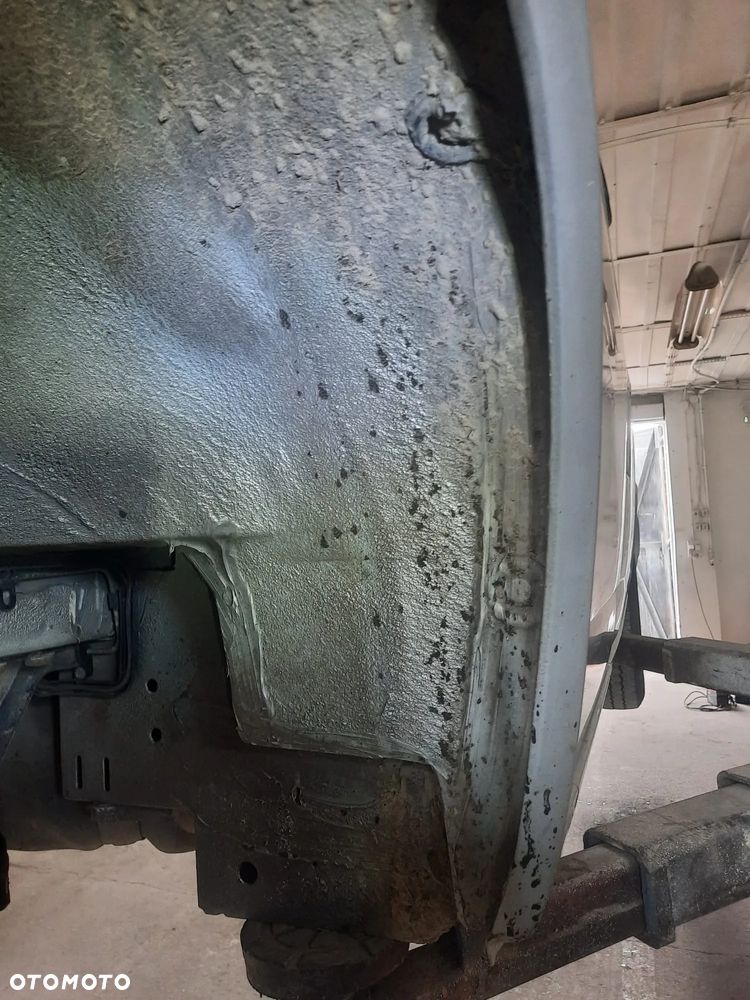 Volkswagen Multivan Standard - 11