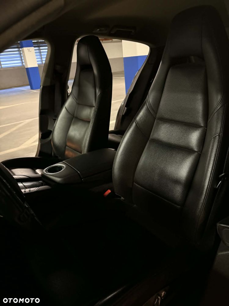 Porsche Panamera - 21