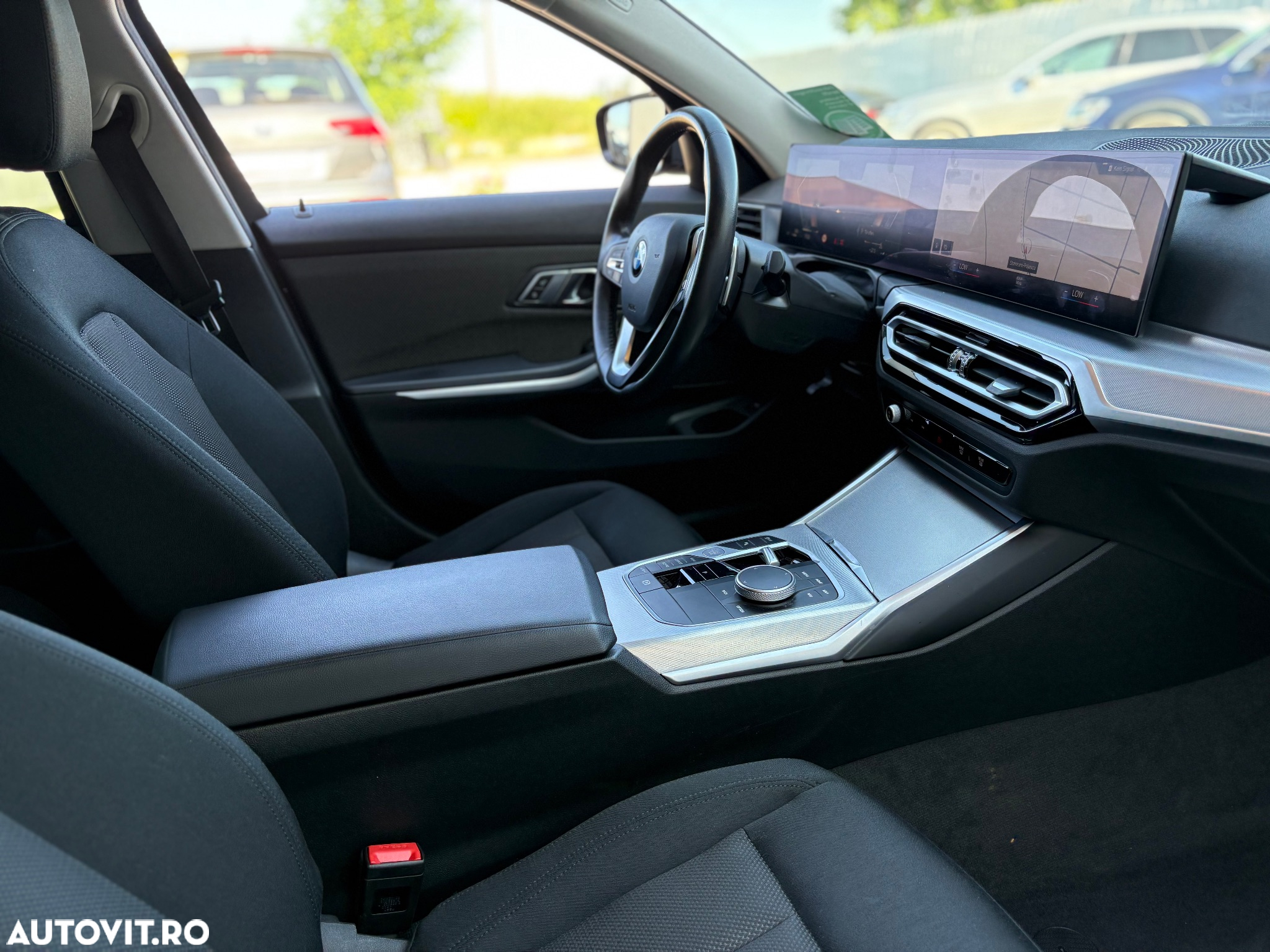 BMW Seria 3 318d Touring Aut. Sport Line - 30
