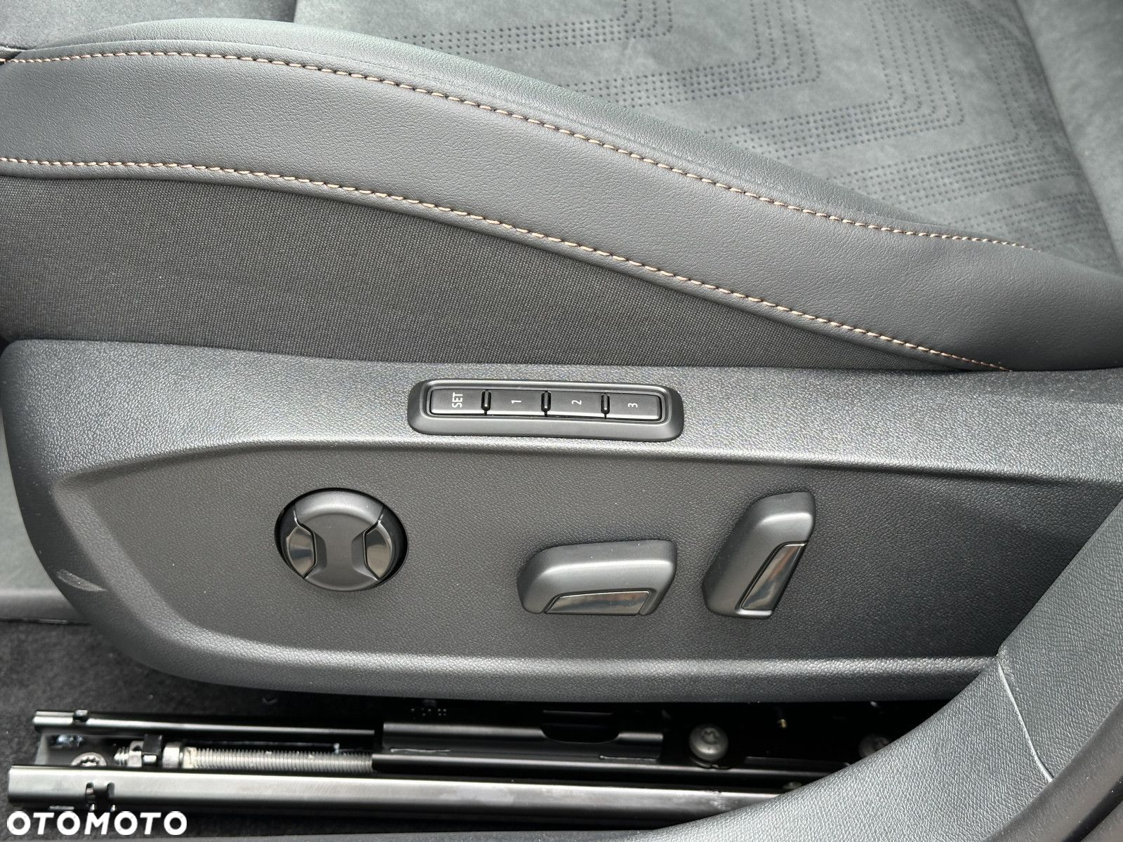 Cupra Formentor 1.5 TSI DSG - 17