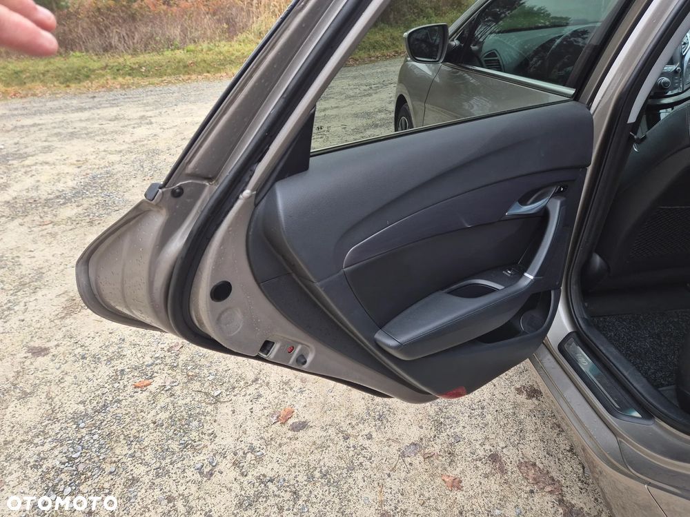 Hyundai i40 Kombi blue 1.7 CRDi DCT Premium - 24