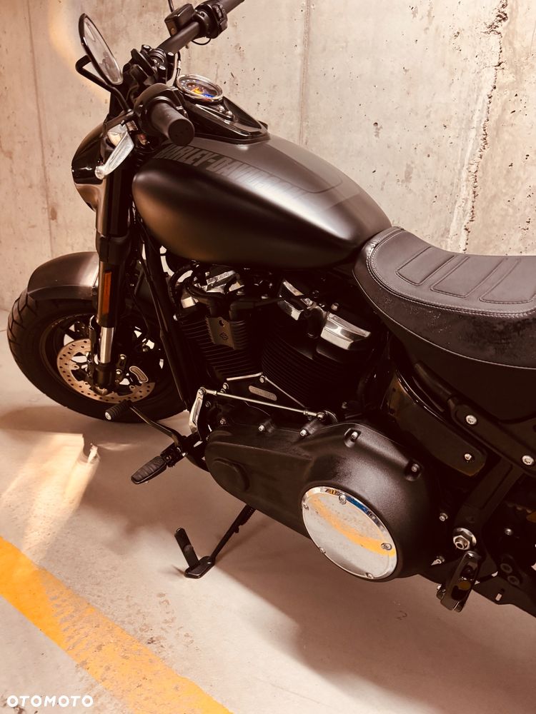Harley-Davidson Dyna Fat Bob - 26