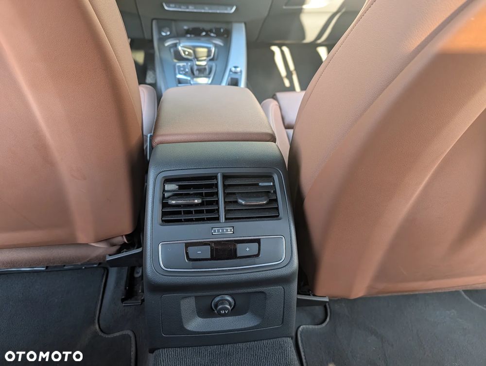 Audi A4 Avant 35 TDI mHEV S Line S tronic - 10