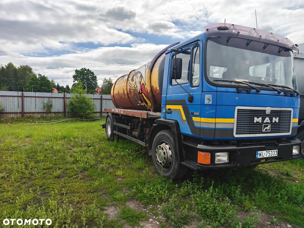 MAN M90 - 8