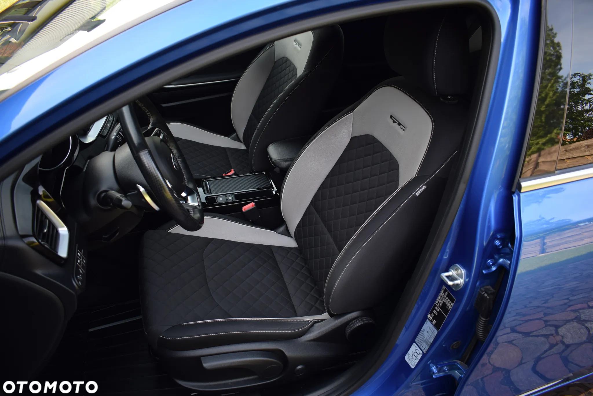 Kia ProCeed - 24