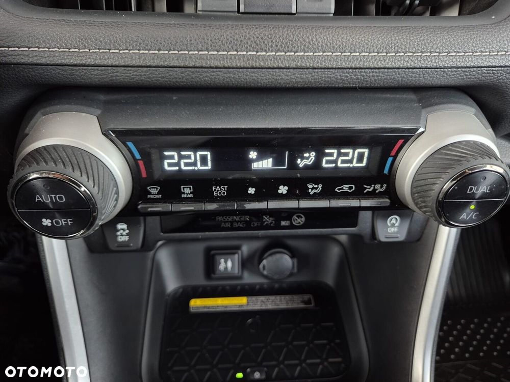 Toyota RAV4 2.0 Comfort 4x2 - 21