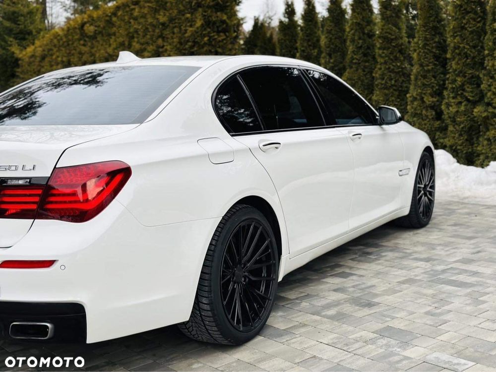 BMW Seria 7 750Li Edition Exclusive - 7