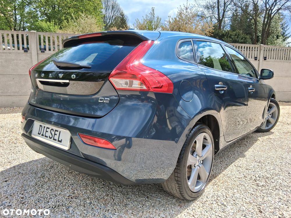 Volvo V40 D2 Inscription - 3