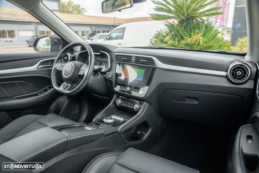 MG ZS Luxury - 17