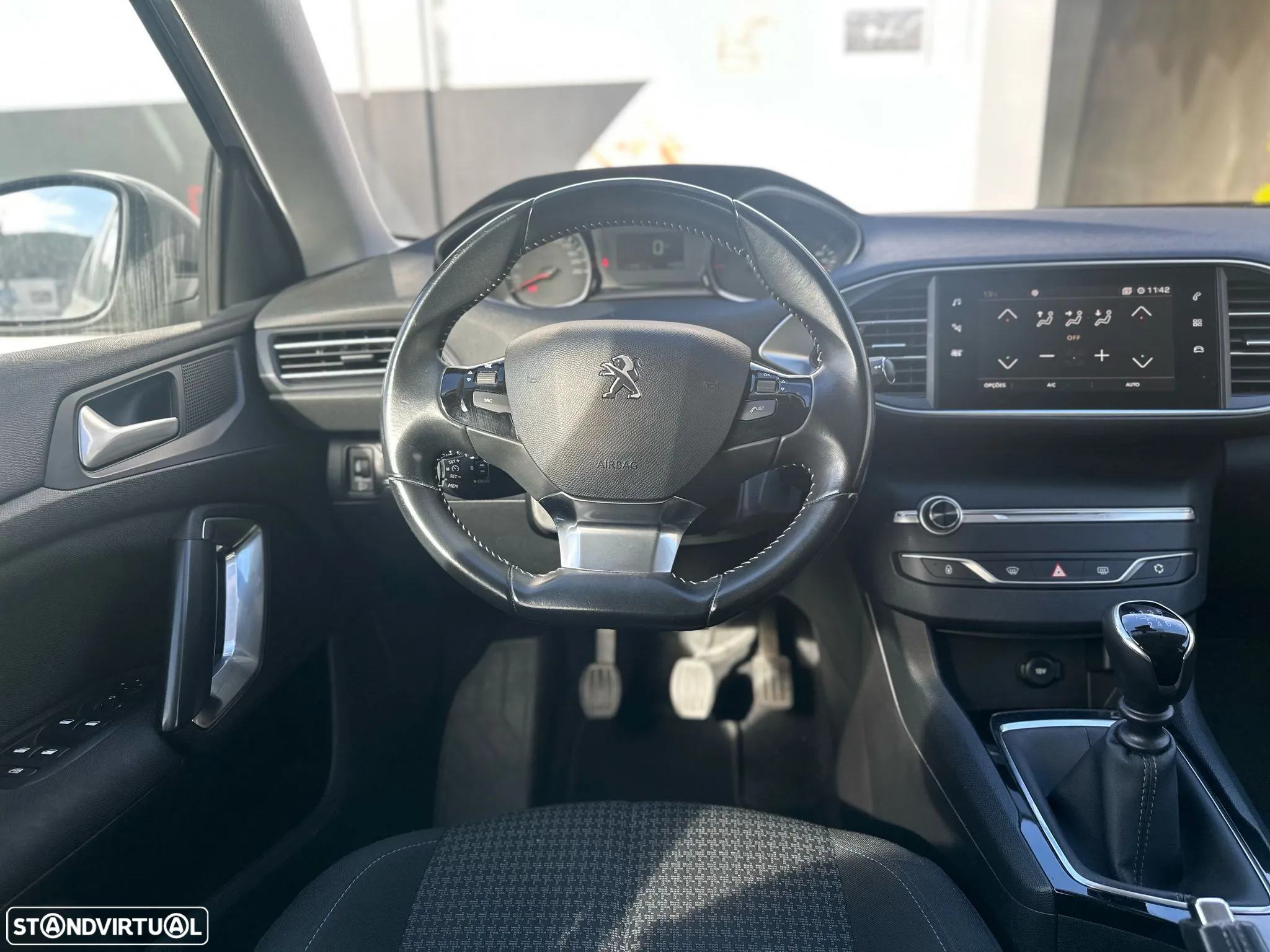 Peugeot 308 1.5 BlueHDi Allure Pack - 15
