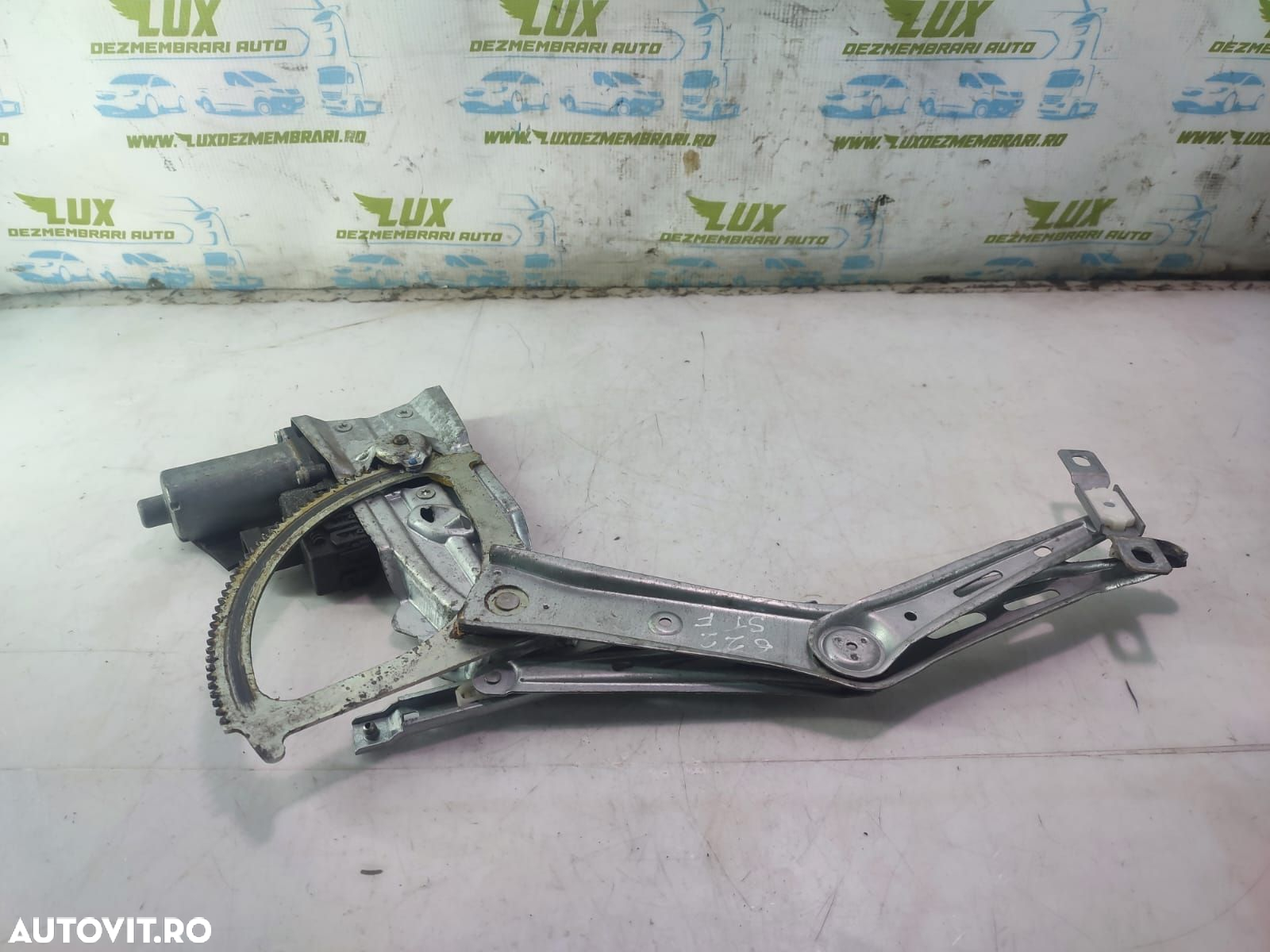 Macara geam fata stanga 994886102 Opel Zafira B [2005 - 2010] 1.9 cdt - 4