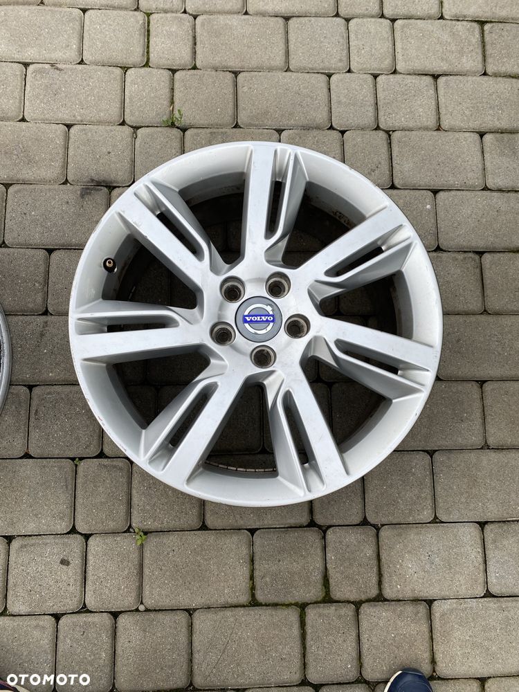 Alufelgi 5x108 18 cali Volvo v90 s90 v60 s60 v40 s80 xc60 xc90 xc40 - 1