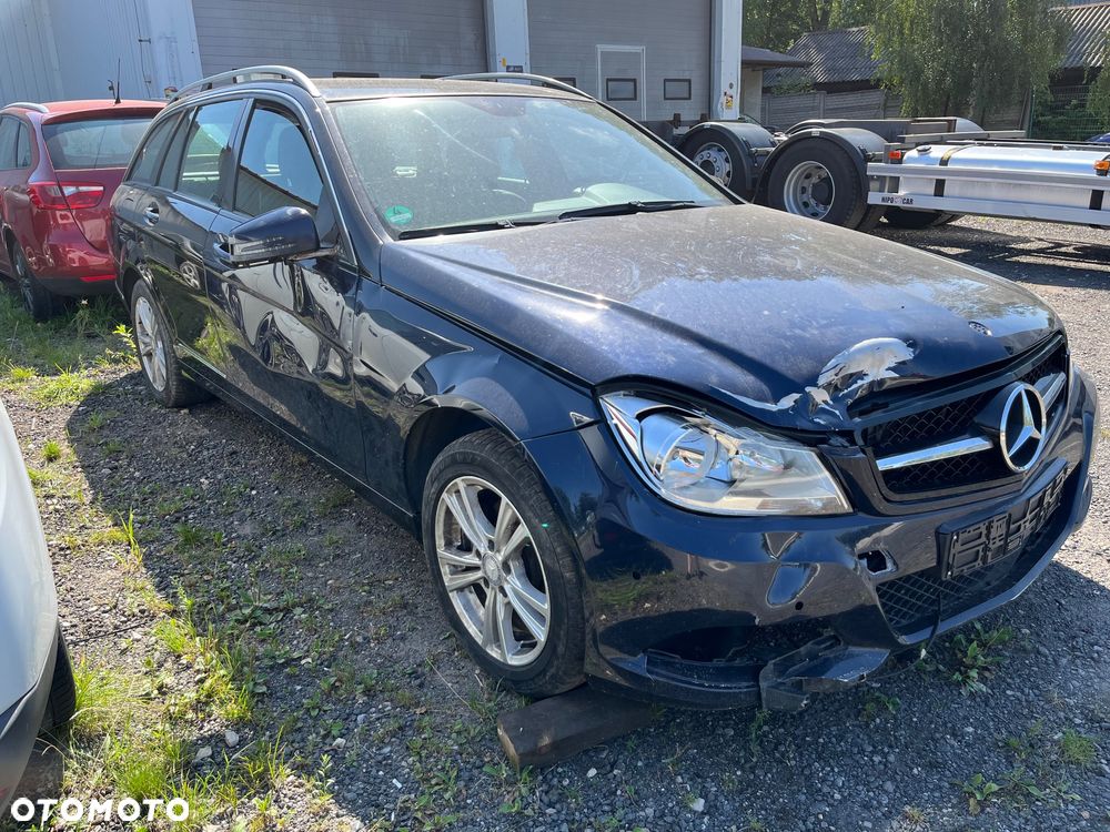 Mercedes-Benz Klasa C 200 T CDI Avantgarde Edition - 8