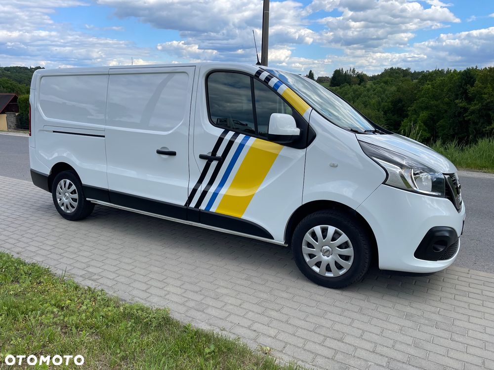 Nissan NV300 - 10