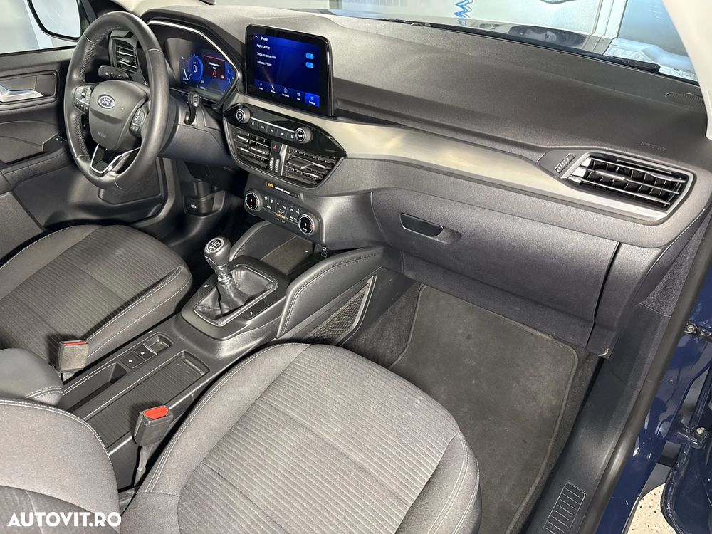 Ford Kuga 1.5 EcoBoost FWD Titanium - 24