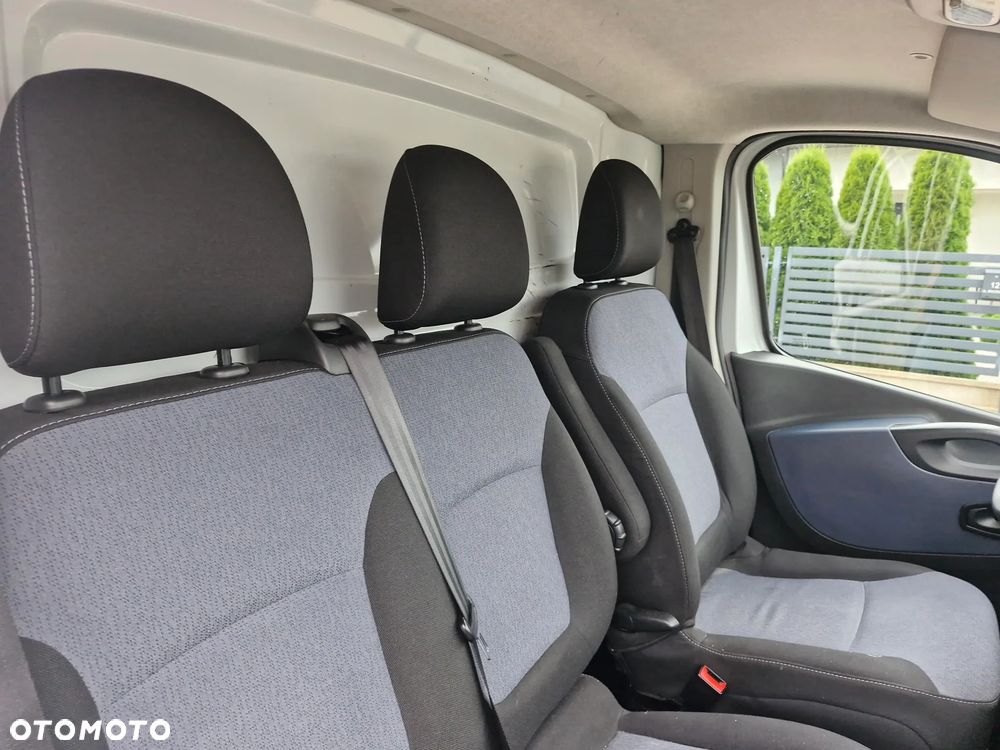 Opel vivaro - 15