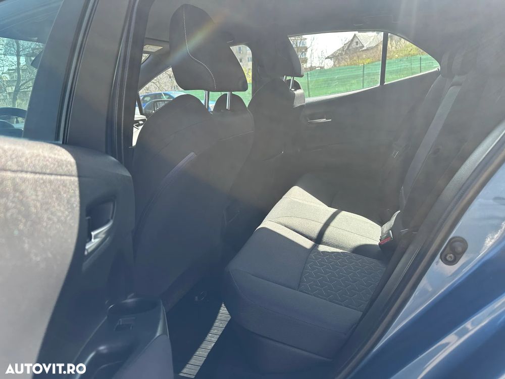 Toyota Corolla 1.8 Comfort - 13