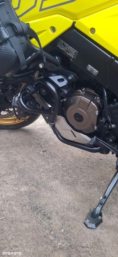 Suzuki V-STROM - 8
