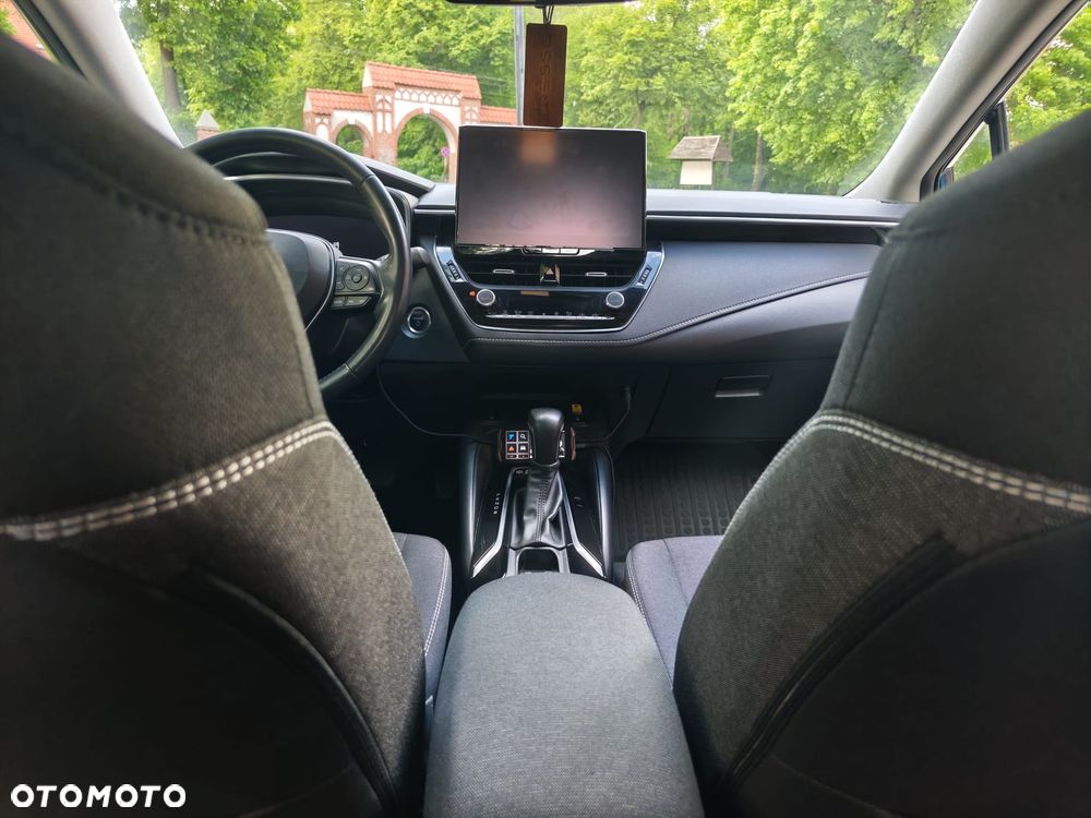 Toyota Corolla 1.8 Hybrid Comfort - 18