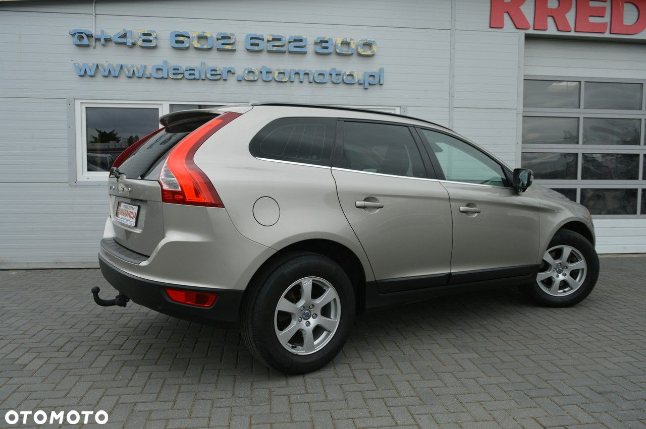 Volvo XC 60 D3 Momentum - 16