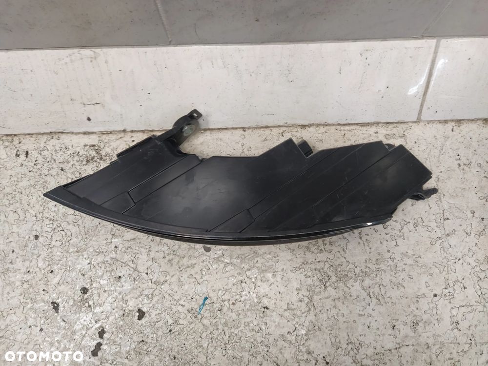 PORSCHE TAYCAN 9J1 LAMPA TYŁ TYLNA LED PRAWA BASIS EUROPA ORYGINAŁ - 3