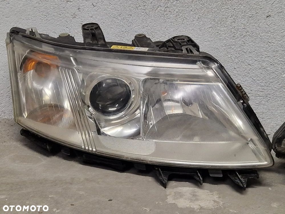 Saab 93 II lampa lewa prawa przód xenon - 2