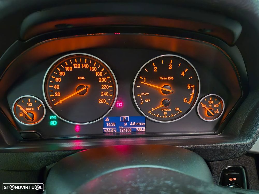 BMW 318 d Auto - 34