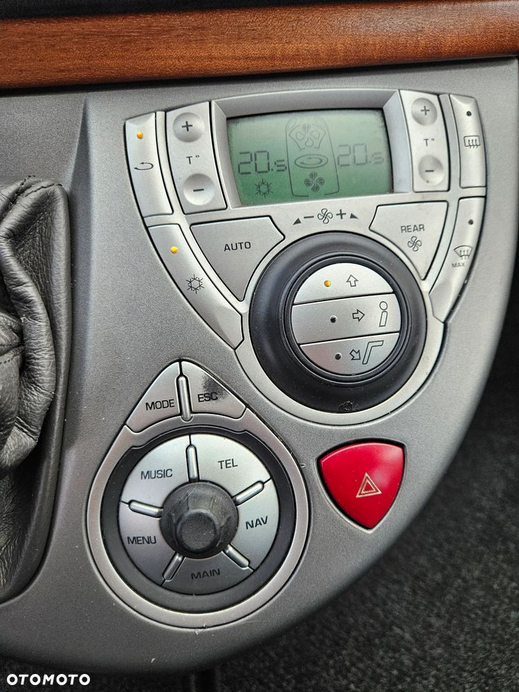 Lancia Phedra 2.2JTD 16V Emblema - 17