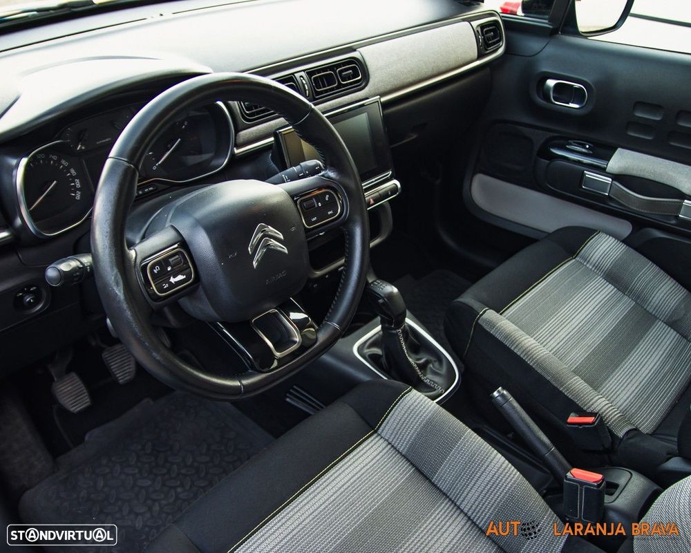 Citroën C3 1.2 PureTech Shine - 19