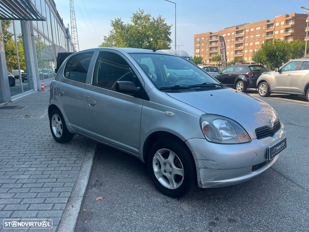 Toyota Yaris 1.0 Sol ABS+CD+AC - 3
