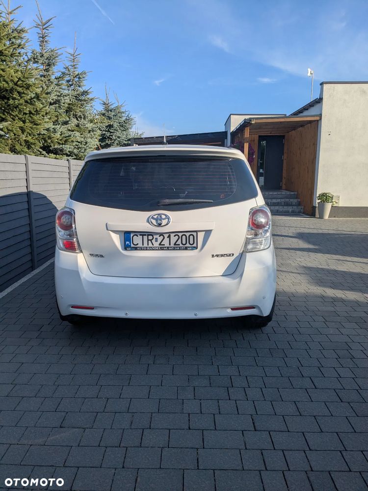 Toyota Verso 2.0 D-4D - 7