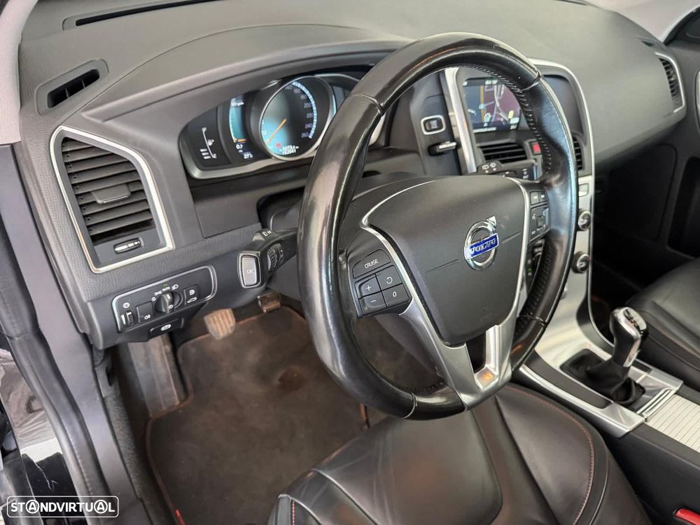 Volvo XC 60 2.0 D4 Volvo Ocean Race - 11