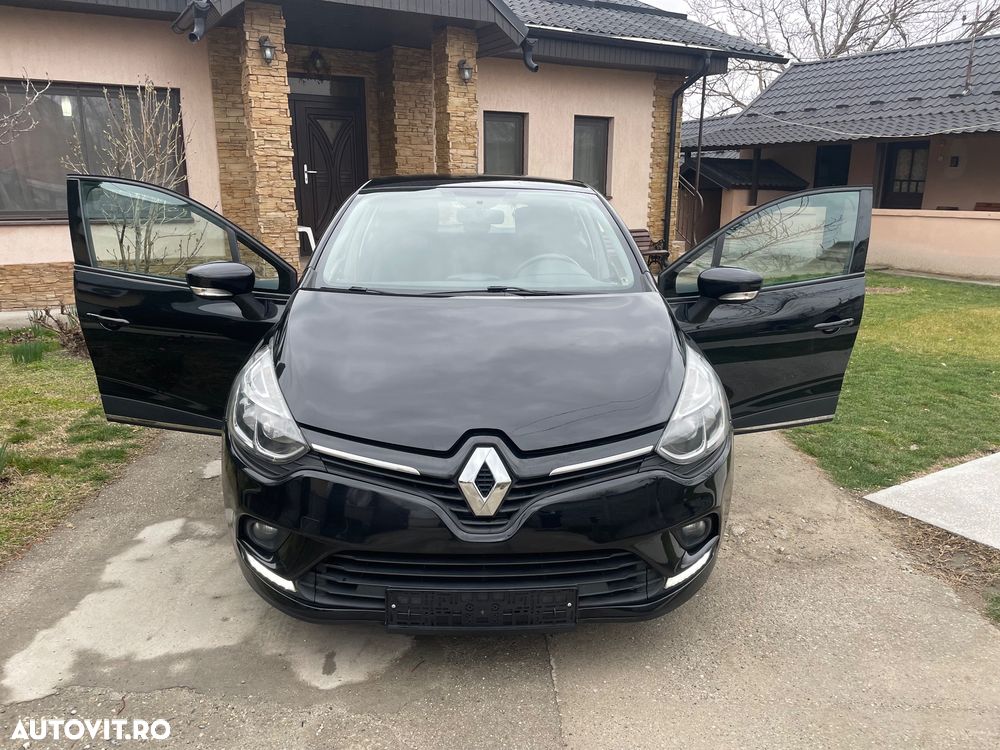 Renault Clio - 10