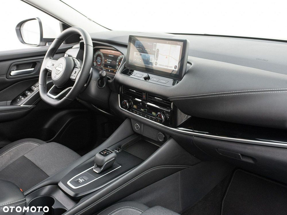 Nissan Qashqai 1.3 DIG-T MHEV N-Connecta Xtronic - 28