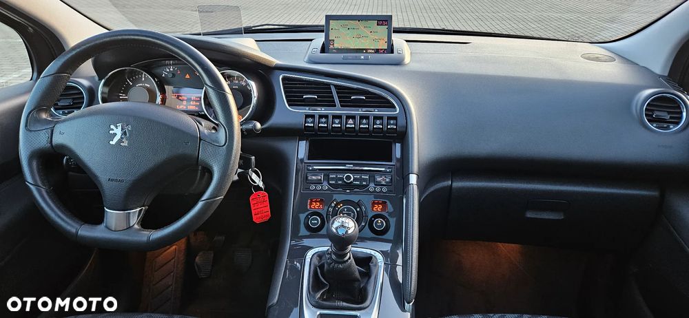 Peugeot 3008 HDi 150 Allure - 8