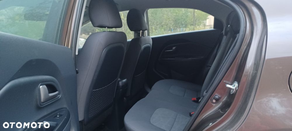 Kia Rio 1.2 Business Line - 8