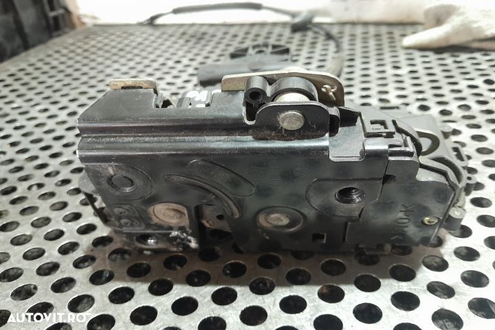 Broasca usa fata stanga 0130821695 0130821695 Volkswagen VW Passat B5 - 2