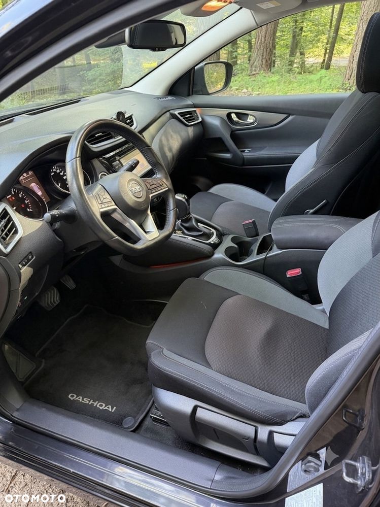 Nissan Qashqai 1.2 DIG-T N-Connecta Xtronic - 12