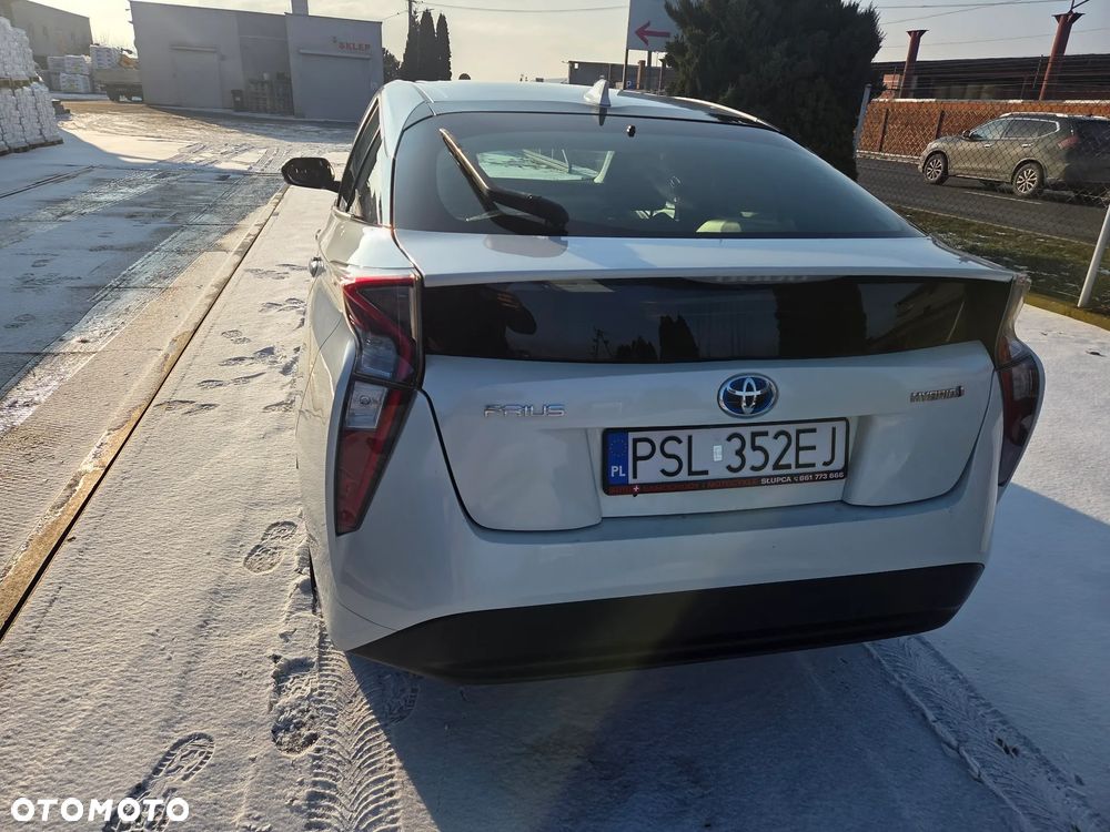 Toyota Prius 1.8 Hybrid Premium - 5