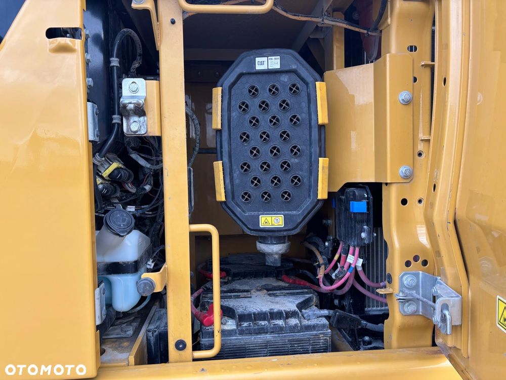 Caterpillar 330 07C - 15