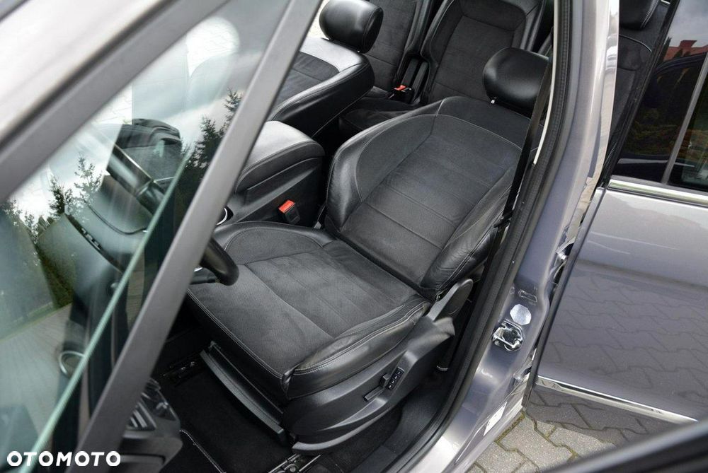 Ford Galaxy 2.0 TDCi Platinium X (Ghia) MPS6 - 23